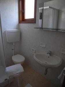 Economy Double Room room in Hotel Moreri