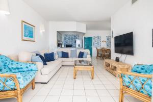 Santorini Perissa 66