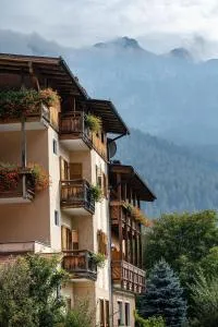 Hotel Job - Monclassico