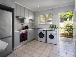 Seaview Camps Bay 5 Sleeper