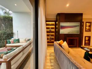 Golf view Villa with Jacuzzi- By AppartAli