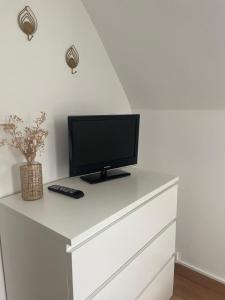 Maisons de vacances Petit maison avec terrasse proche de Rouen 1h30 de Paris : photos des chambres