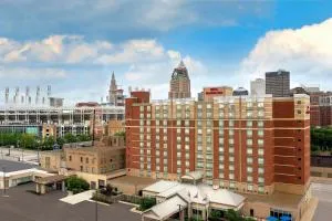 Hilton Garden Inn Cleveland Downtown - Brooklyn