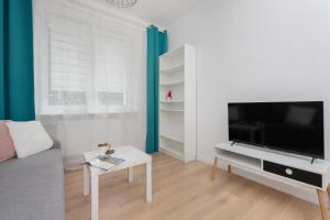 Beautiful & Comfortable Spacious Apartment in Gdansk by Noclegi Renters