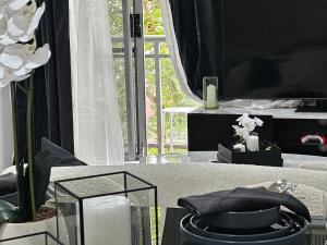 Cozy nest in Crows Nest