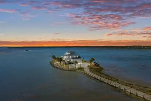 Sneads Island - Sneads Ferry