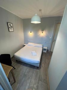 Hotels Initial by balladins, Hotel Restaurant Broisin : photos des chambres