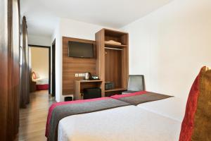 Triple Room room in Hotel Best Auto Hogar