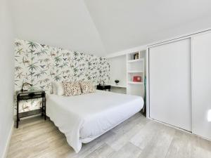 Miranda Penthouse AI with FREE PARKING