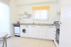 LITORAL COSTA DORADA - VILLA MAGNOLIA Only families