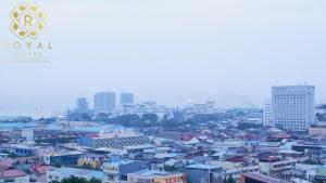 Royal Suites Studio 15th Floor - Citra Plaza Nagoya Apartment