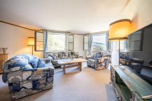 8001 Gemuetliche 2,5-Zimmer-Wohnung mit wunderschoenem Ausblick Richtung Scuol - Tarasp