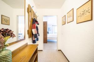 9303 Gemuetliches, zweckmaessig eingerichtetes Studio mit Balkon und Golfplatzblick