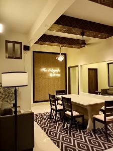 The Autograph-By Alhanney