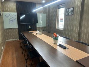 Behomy Corner Eight Lippo Karawaci