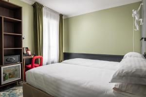 Twin Room room in Hotel Archetype Etoile