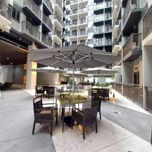Kuros Krib One Bedroom Condo Unit with Balcony at S Residences Pasay City MOA