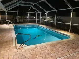 Venice villa with heated pool, lanai, near beach - Eastgate