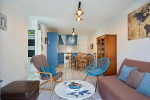 Lescapade, Port à 200m, climatisation et balcon