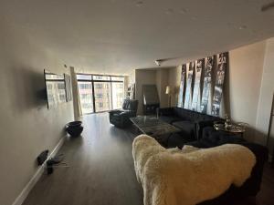 Larimer Square, Parking included, at The Windsor