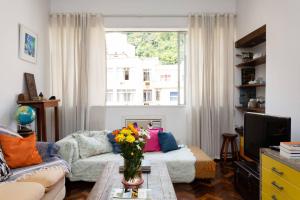 Copacabana Artsy Apartment