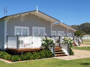 Dangerfield Oaks Boutique Cottage's