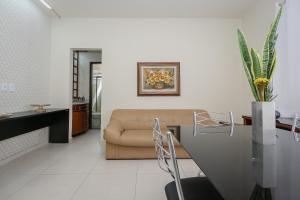 Flat completo no bairro Lourdes
