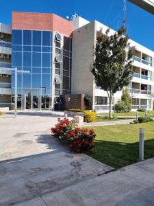 Departamento en complejo cerrado