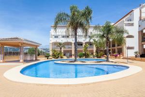 Lujoso y Equipado Apartamento en Playa del Arenal