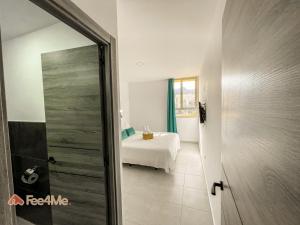 Fee4me Gáldar, Agaete Valley and Sardinas Beach