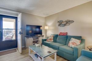 Ocean City Condo - Steps to Beach!