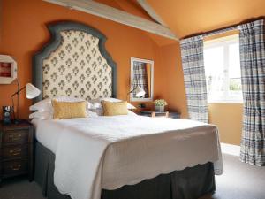 Superior Room room in Number Sixteen Firmdale Hotels