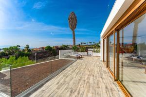 Fabulous contemporary 5 bedroom villa with private heated pool, sleeps max 13