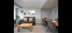 Chessington Blue with parking