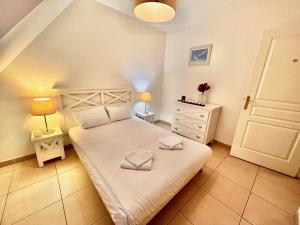 Appartements D36 2eme etage La Ferme de Deauville 1 ch. SOZEN C : photos des chambres