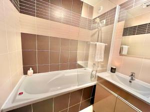 Appartements D36 2eme etage La Ferme de Deauville 1 ch. SOZEN C : photos des chambres
