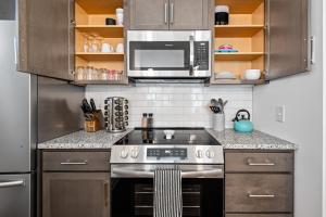 Charming Duplex Retreat in Old Town Manchester, VA