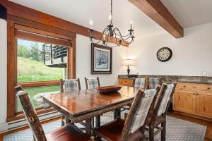 Enclave 108, Snowmass Ski-In Ski-Out Condo with Shared Pool, Hot Tub & Gym