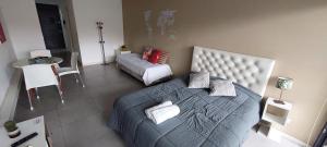 Soy Carlos, te espero en Palermo