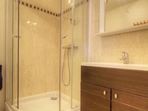 Gîte en Bord de Mer à Saint-Michel-Chef-Chef - Terrasse, Parking, Équipements Familiaux - FR-1-306-819