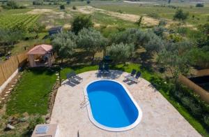 Family friendly house with a swimming pool Zemunik Donji, Zadar - 21653