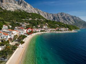 Apartments by the sea Podgora, Makarska - 2596 