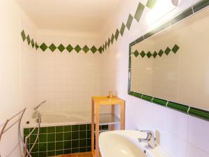 Maisons de vacances Cosy holiday home in a charming neighbourhood : photos des chambres