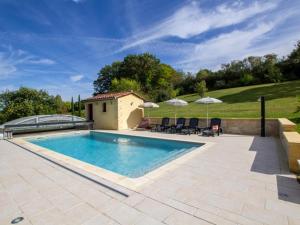 Maisons de vacances Gite Badefols-sur-Dordogne, 5 pieces, 8 personnes - FR-1-616-94 : photos des chambres