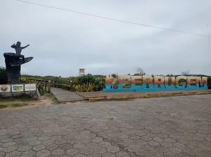 Casa na Praia da Ferrugem com 2 vagas