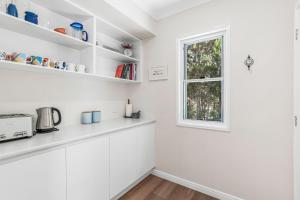 11 Esprit Drive - Rainbow Shores. Swimming Pool - Wifi - Walk to beach