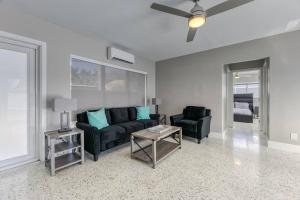 Sunshine Manors 2017-3