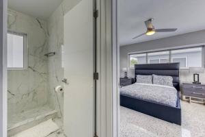 Sunshine Manors 2017-3