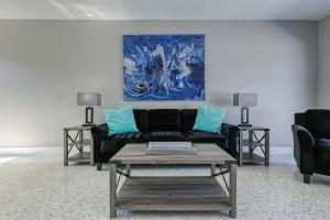 Sunshine Manor 2017-1