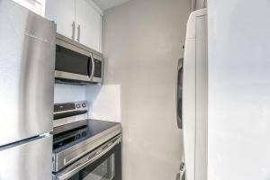 Sunshine Manors 2025-B